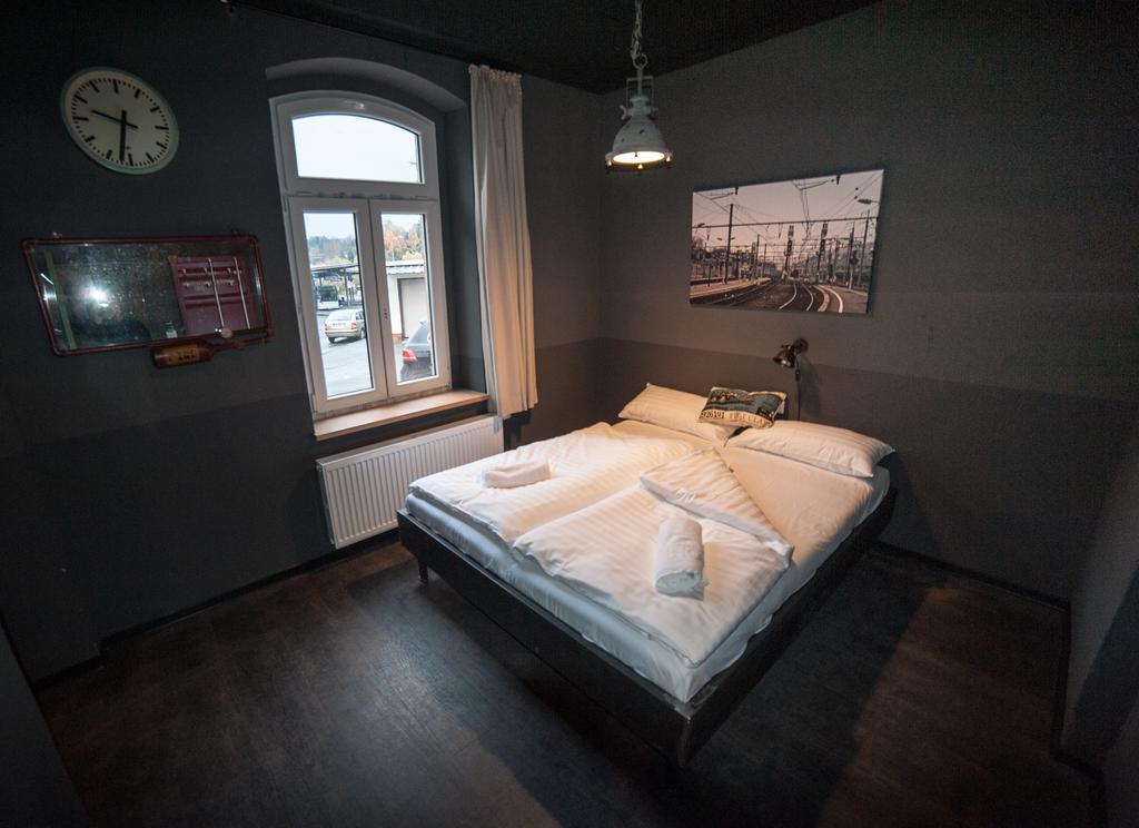 Hostel Am Bahnhof Зуль Экстерьер фото